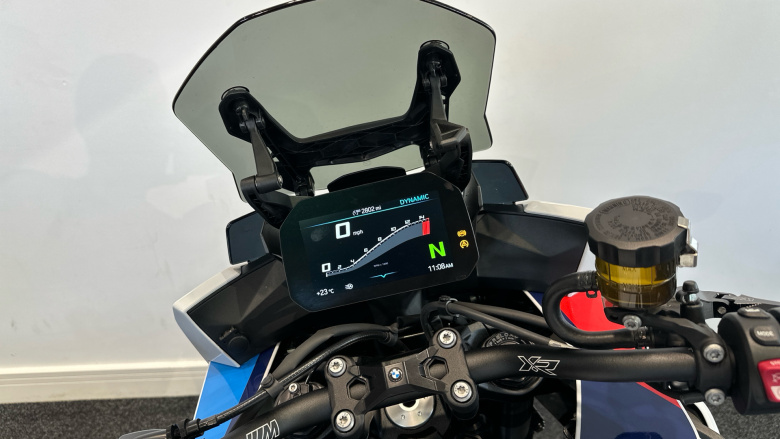 BMW M1000XR (24MY)
